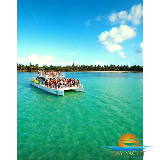 Day trip to Culebra and Flamenco Beach, Fajardo Puerto Rico yacht charter